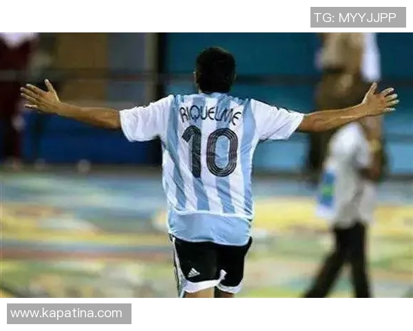 6号足球衣球星盘点谁是这个号码背后的传奇人物 6号足球衣球星盘点谁是这个号码背后的传奇人物